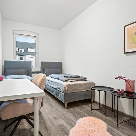 Wohnung In Zentraler Lage - Kostenlose Parkplaetze Kassel Esterno foto