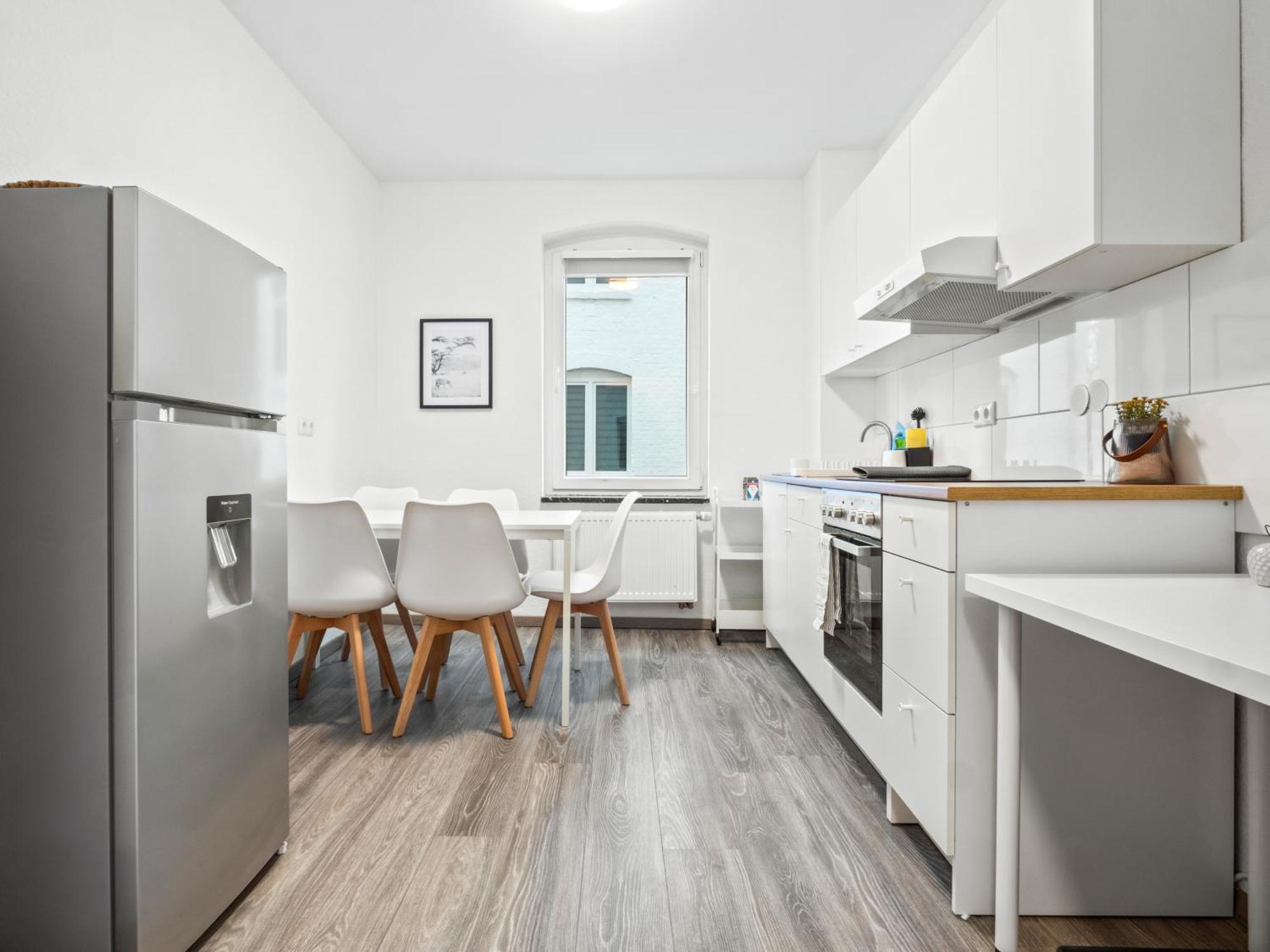 Wohnung In Zentraler Lage - Kostenlose Parkplaetze Kassel Esterno foto